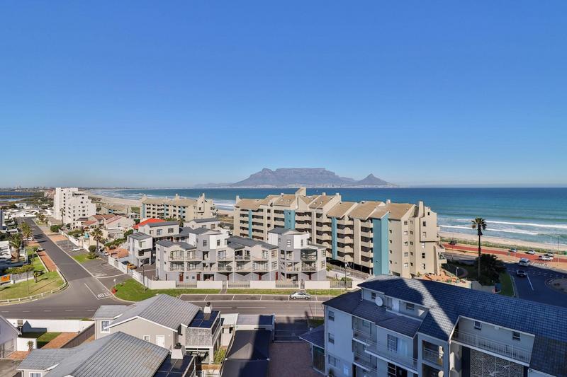 3 Bedroom Property for Sale in Bloubergstrand Western Cape